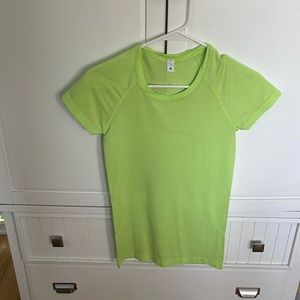 LuLulemon Swiftly Tech Short Sleeve Shirt 2.0